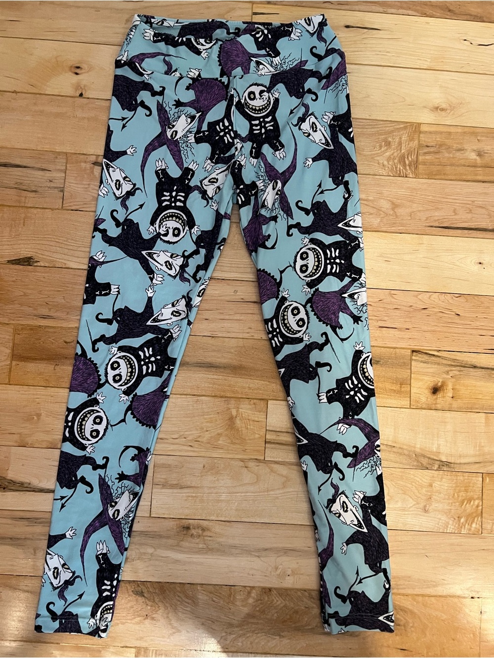 LuLaRoe Disney Nightmare Before Christmas Lock Shock Barrel Leggings OS